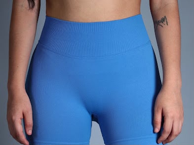 Short azul claro
